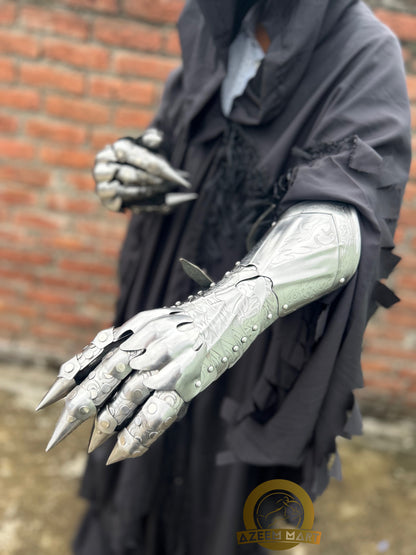 Nazgûl & Witch-King Costume — Helmet, Cloak & Gauntlets