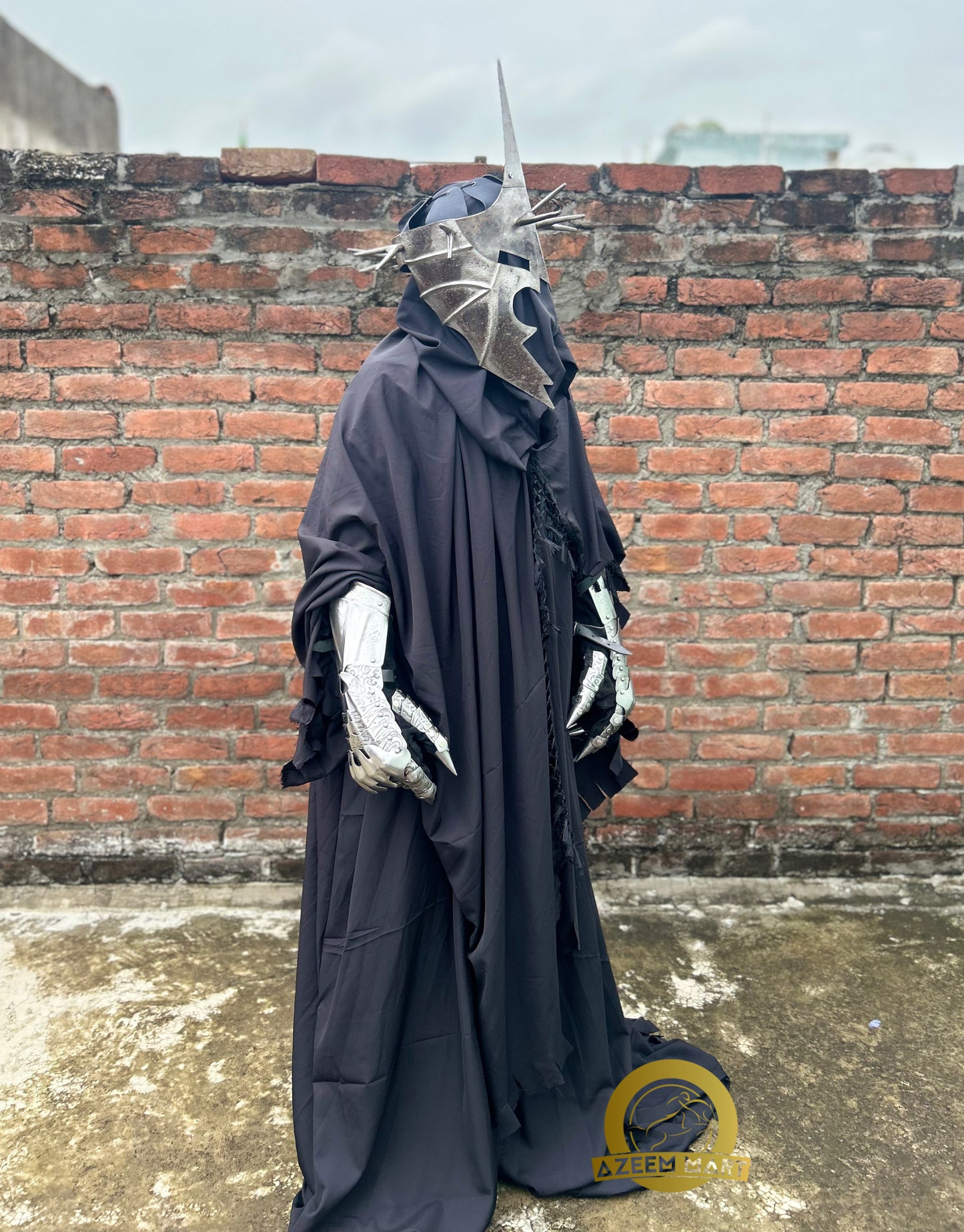 Nazgûl & Witch-King Costume — Helmet, Cloak & Gauntlets