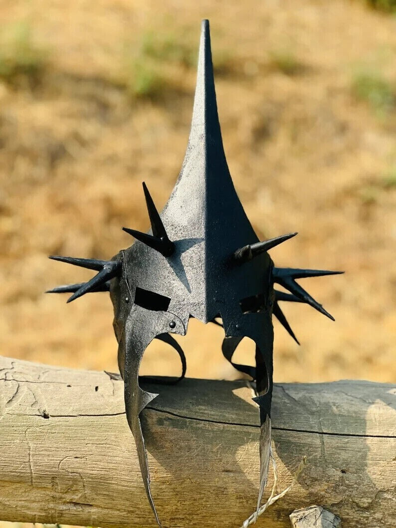 Nazgûl & Witch-King Costume — Helmet, Cloak & Gauntlets