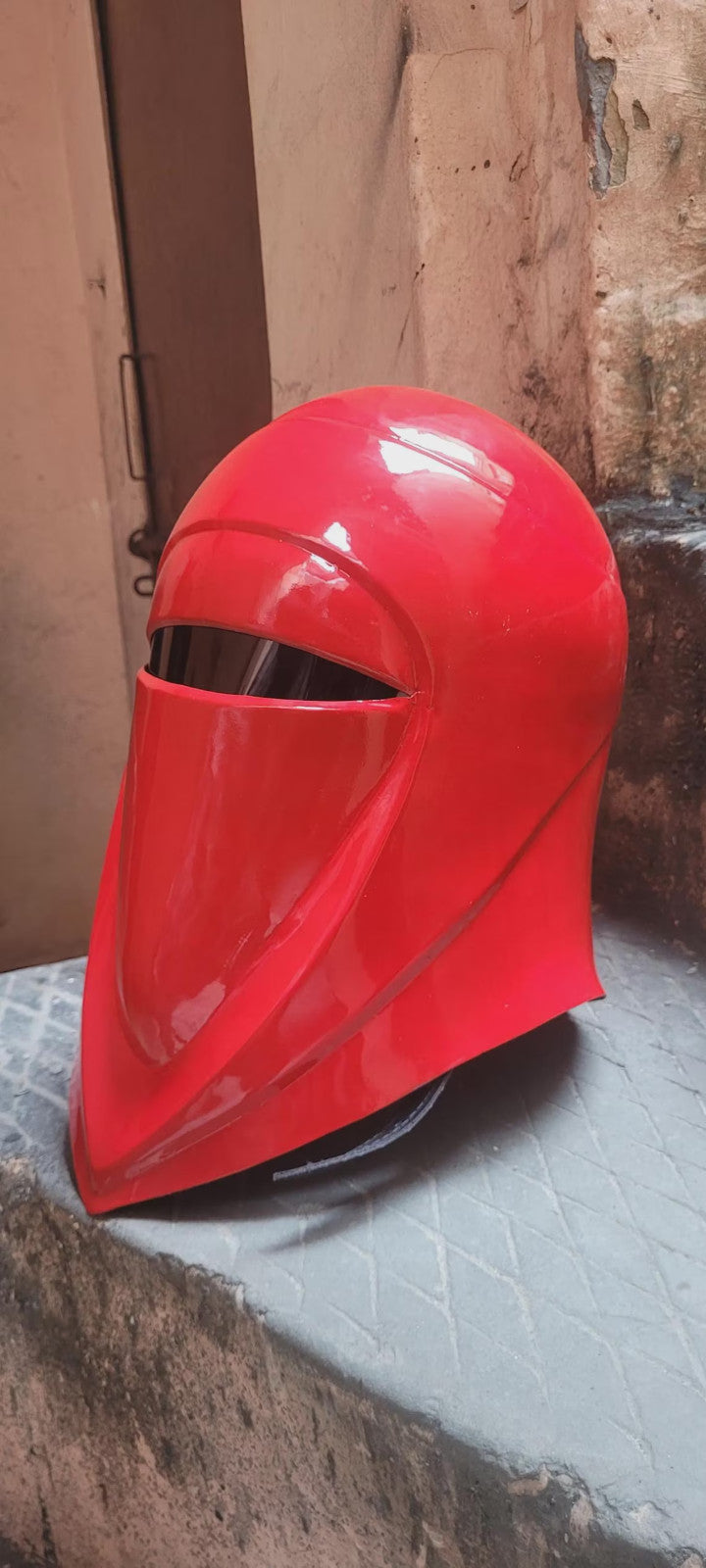 Imperial Royal Guard Helmet — Star Wars-Inspired Cosplay