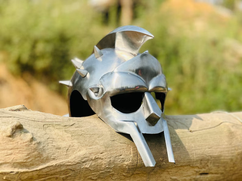 Gladiator Helmet Replica — Roman Warrior Prop