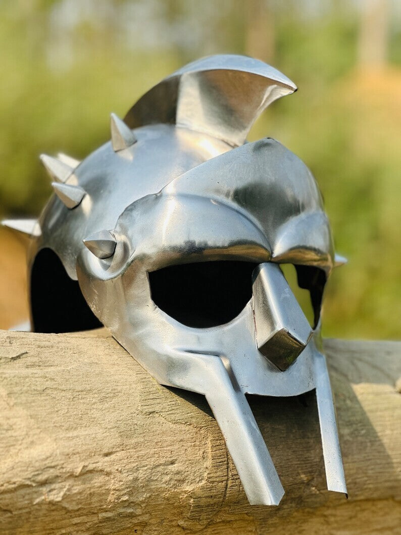 Gladiator Helmet Replica — Roman Warrior Prop